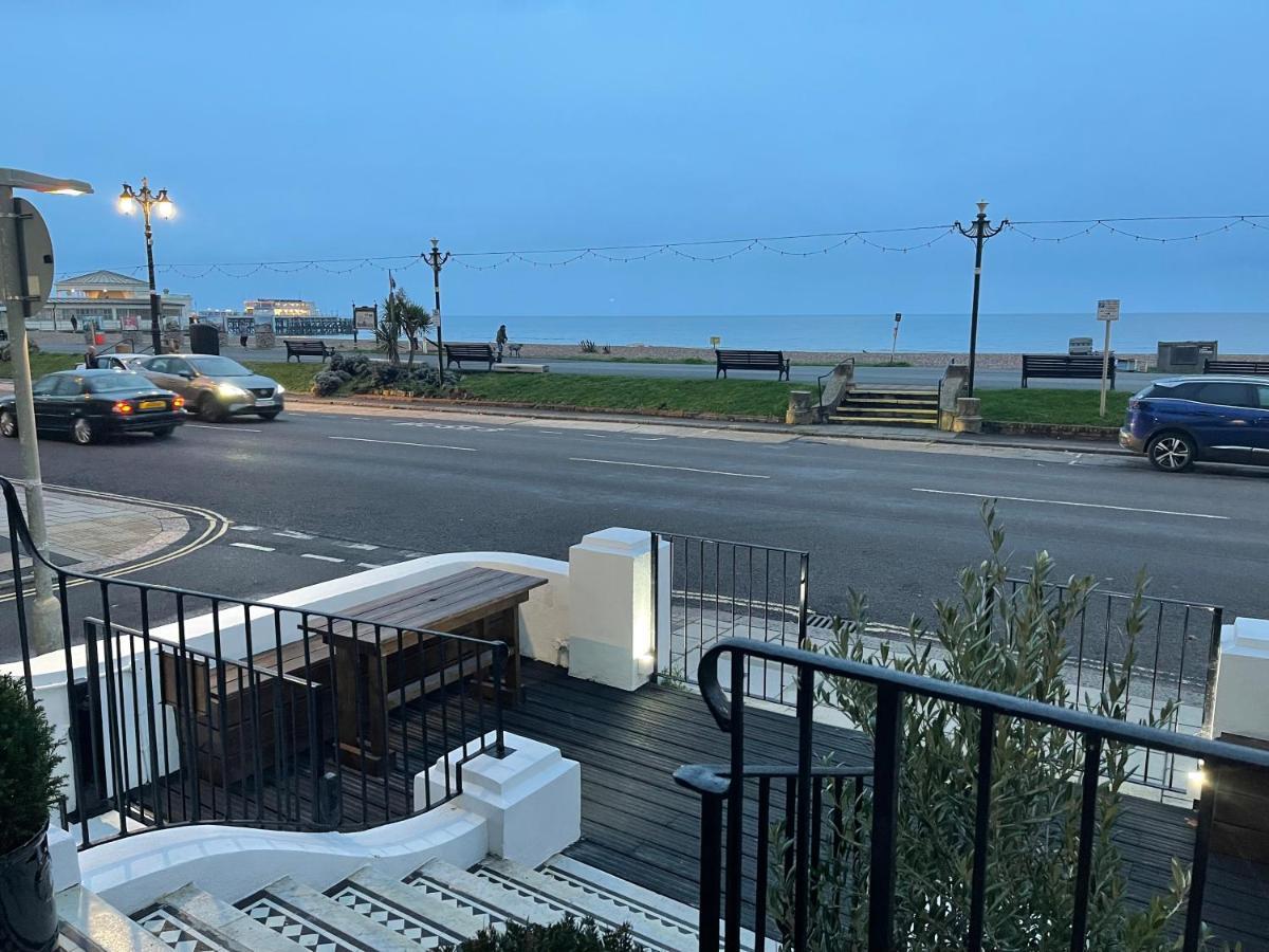 Seaview Flat With Balcony, Spacious 2 Bedroom Worthing Exterior photo